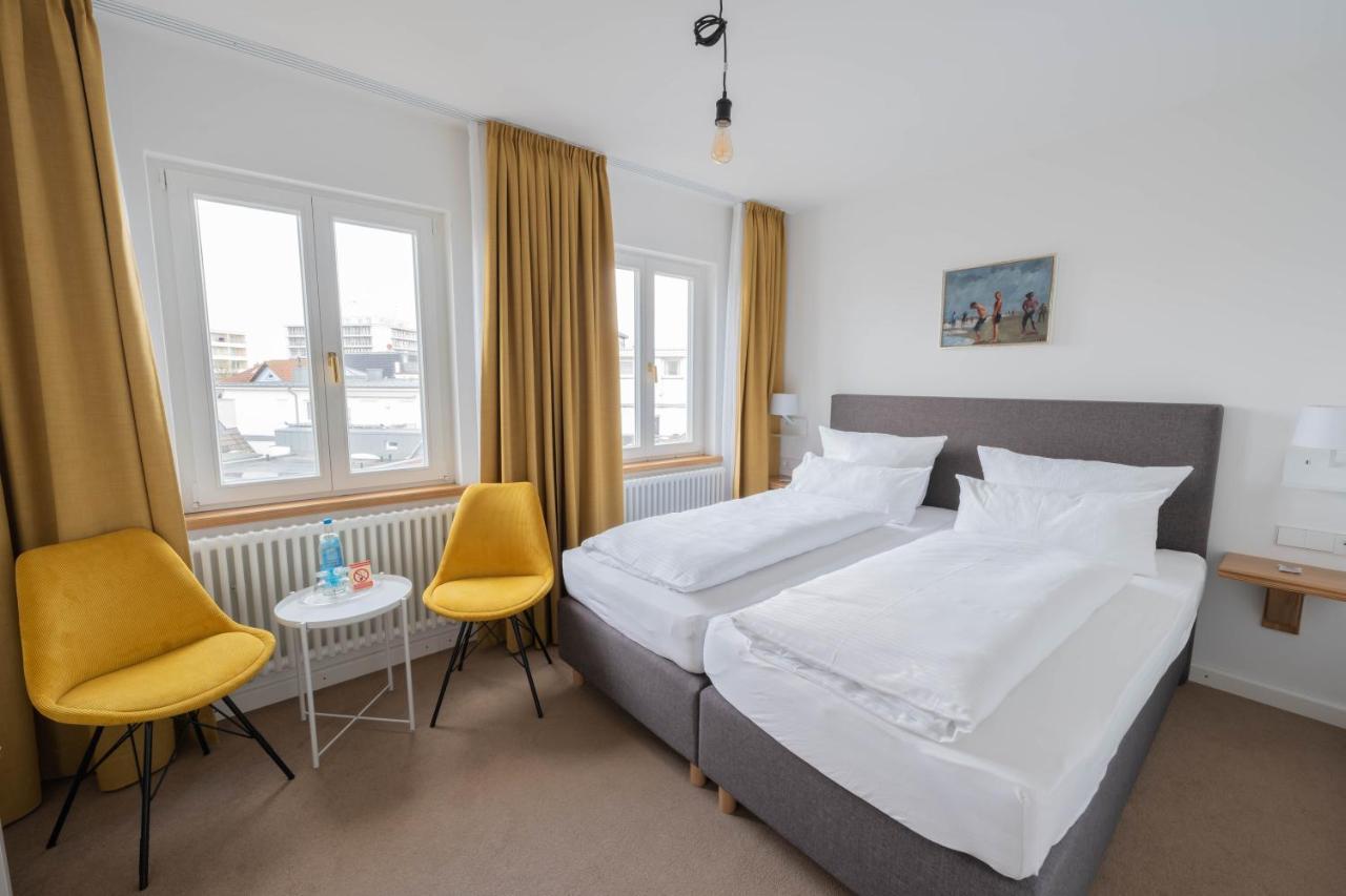Logierhaus Am Rathaus Hotel Нордерней Екстериор снимка