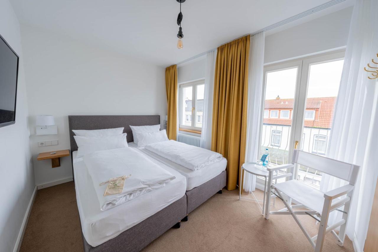 Logierhaus Am Rathaus Hotel Нордерней Екстериор снимка